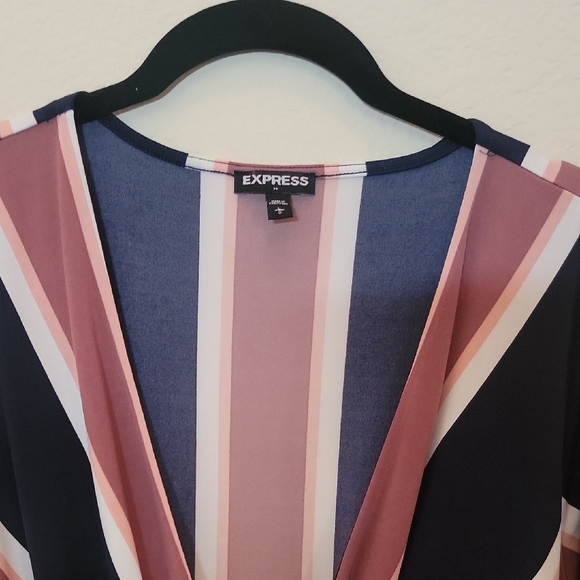 Express Multicolor Wrap Romper - Picture 3 of 4